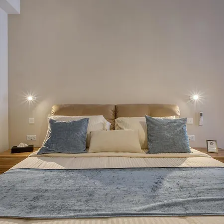 St Venera Penthouse 2 Balconies Big Screen Tv