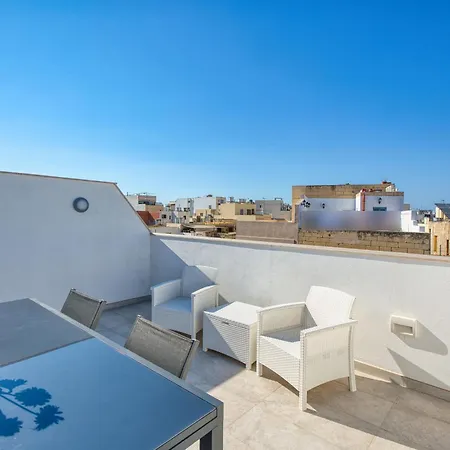 St Venera Penthouse 2 Balconies Big Screen Tv Appartamento