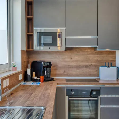 Апартаменты St Venera Penthouse 2 Balconies Big Screen Tv