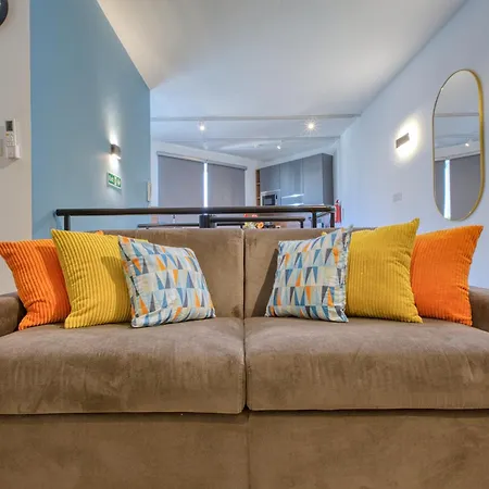 St Venera Penthouse 2 Balconies Big Screen Tv Апартаменты Santa Vennera