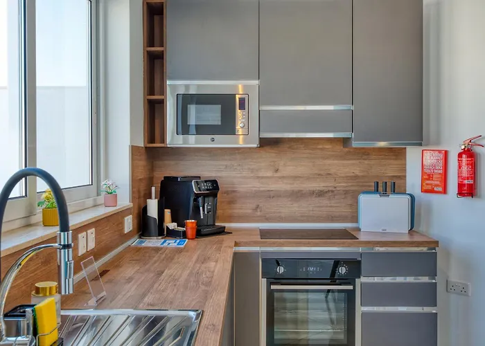 아파트 St Venera Penthouse 2 Balconies Big Screen Tv