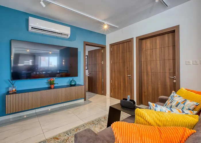 아파트 St Venera Penthouse 2 Balconies Big Screen Tv